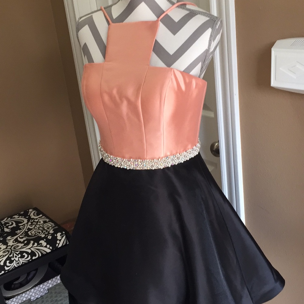 Ashley Lauren Cocktail Dress rose gold size 6..